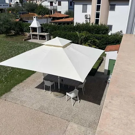 דירה With Parking Space Vantacici, Krk - 5566