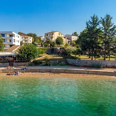 Apartment Apartments With A Parking Space Vantacici, Krk - 5566 Malinska