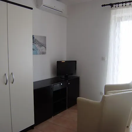 With A Parking Space Vantacici, Krk - 5566 Apartman